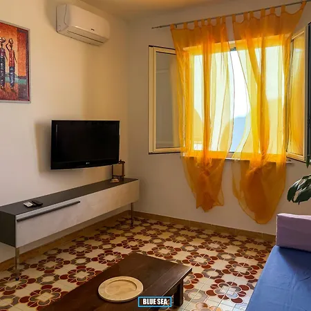 Isola Delle Femmine Holiday Holiday home
