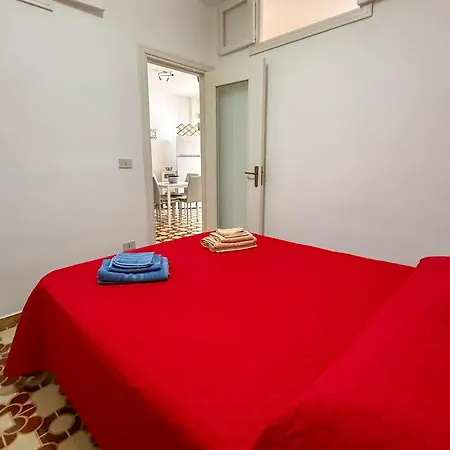 Isola Delle Femmine Holiday Holiday home